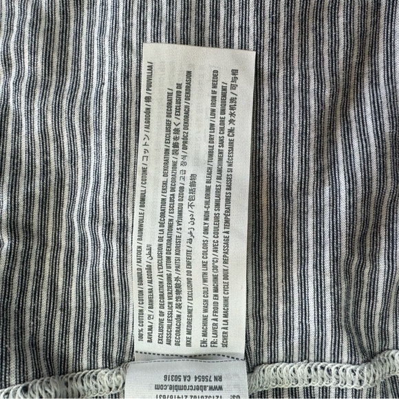 Men Abercrombie and Fitch Grey and white striped long sleeve shirt with button - Picture 3 of 3